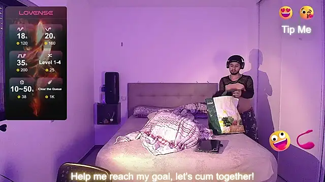 Snapshot of Dimax_xxx chatting on 09.25.25 Dimax xxx online show from 09.25.25