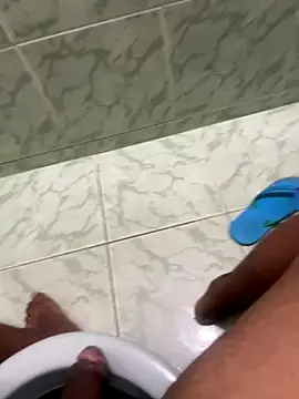 Snapshot of Kaua11225 chatting on 10.15.25 Kaua11225 online show from 10.15.25