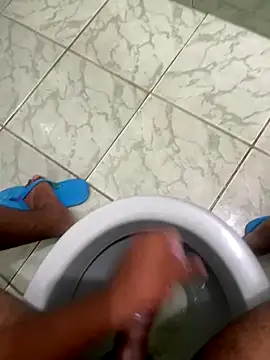 Snapshot of Kaua11225 chatting on 11.05.25 Kaua11225 online show from 11.05.25