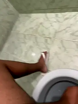 Snapshot of Kaua11225 chatting on 11.20.25 Kaua11225 online show from 11.20.25