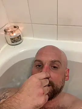 Mrbenm online show from 10.27.25