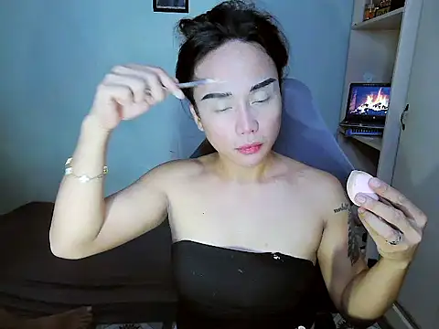 YourNikkieXxx online show from 01.19.26