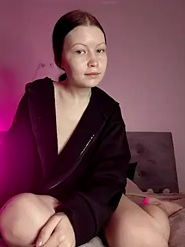 DragonFoxie online show from 11.25.25