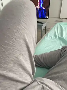 Snapshot of geilheit12 chatting on 02.17.26 geilheit12 online show from 02.17.26