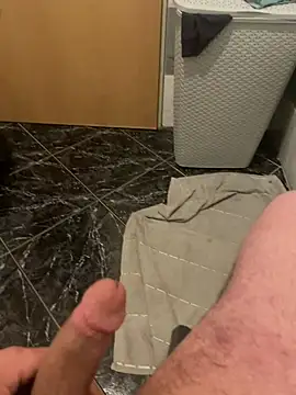 Snapshot of geilheit12 chatting on 02.21.26 geilheit12 online show from 02.21.26