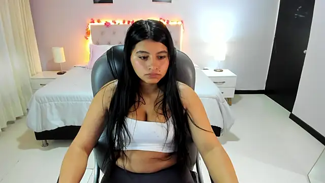 Miss Cataleya   online show from 04.27.26