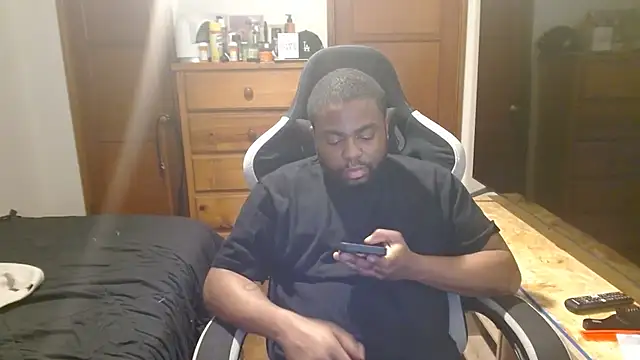 Breadwinnah online show from 12.17.25