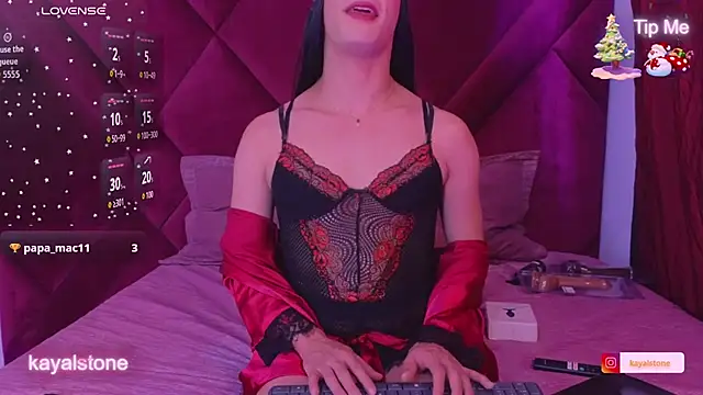 Snapshot of Kayalstone_12 chatting on 11.21.25 Kayalstone 12 online show from 11.21.25