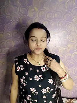 Snapshot of hornypiu697 chatting on 05.11.26 hornypiu697 online show from 05.11.26