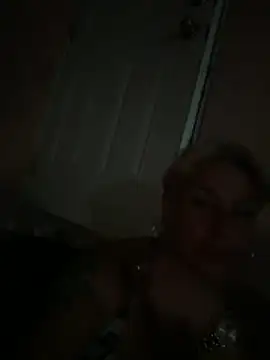 toomuchofafreak online show from 04.30.26