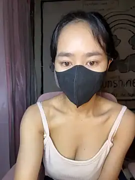 Snapshot of TiNa_04 chatting on 10.22.25 TiNa 04 online show from 10.22.25