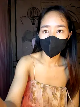 Snapshot of TiNa_04 chatting on 11.02.25 TiNa 04 online show from 11.02.25