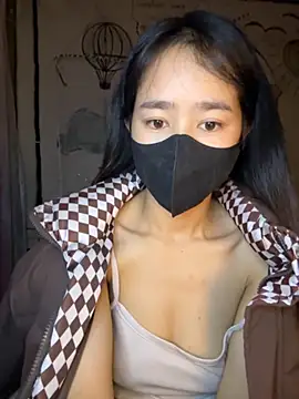 Snapshot of TiNa_04 chatting on 11.02.25 TiNa 04 online show from 11.02.25