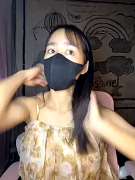 Snapshot of TiNa_04 chatting on 11.05.25 TiNa 04 online show from 11.05.25