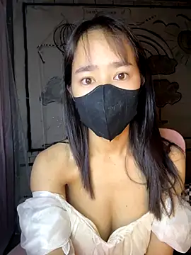 Snapshot of TiNa_04 chatting on 11.12.25 TiNa 04 online show from 11.12.25