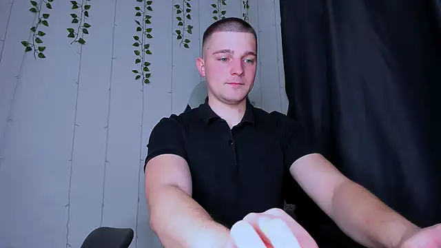 Snapshot of Your_Claddagh chatting on 01.17.26 Your Claddagh online show from 01.17.26