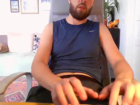 Snapshot of MrBig303 chatting on 07.26.26 MrBig303 online show from 07.26.26