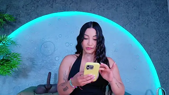 ReinaChloe online show from 07.01.26