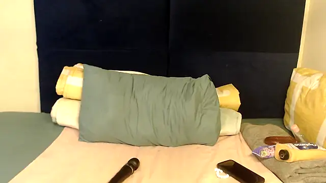 Sexy-Momo online show from 10.20.25