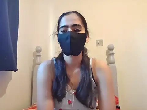 Snapshot of BobtailFormal chatting on 12.03.25 BobtailFormal online show from 12.03.25