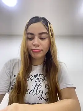 CharlotteBrownn  online show from 11.01.25