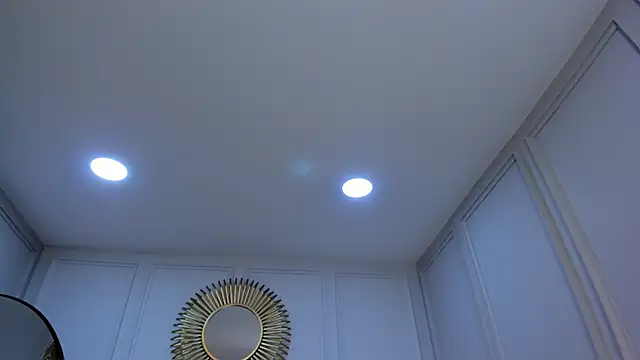 CharlotteBrownn  online show from 11.27.25