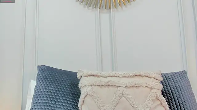 CharlotteBrownn  online show from 05.04.26