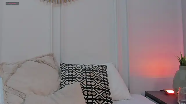 CharlotteBrownn  online show from 06.24.26