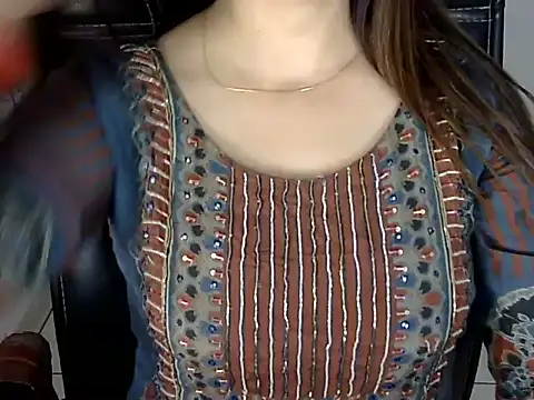 Snapshot of Rumi_cute chatting on 01.13.26 Rumi cute online show from 01.13.26