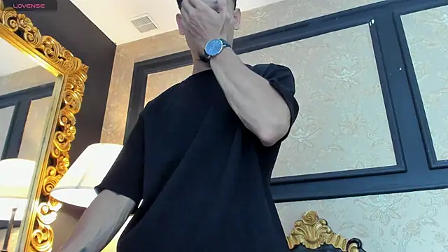 AlessandroKiing online show from 04.18.26