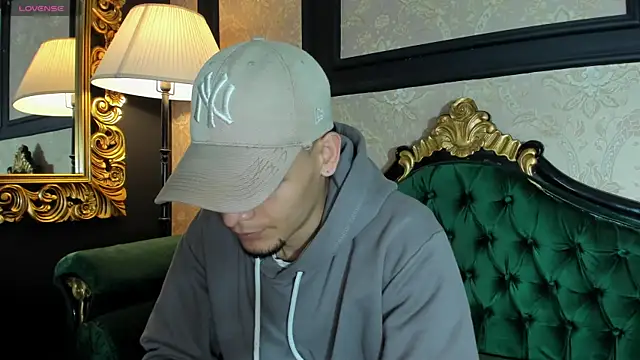 AlessandroKiing online show from 04.29.26