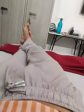 themasklover online show from 04.21.26