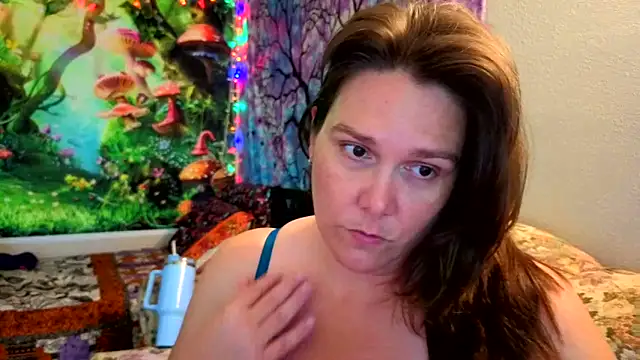 Snapshot of Princess__Kitty__ chatting on 10.21.25 Princess Kitty online show from 10.21.25