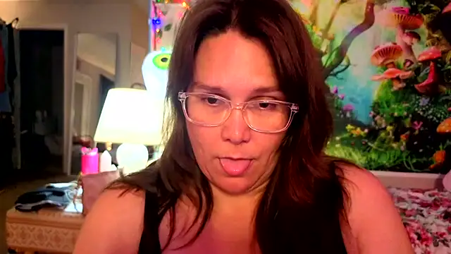 Snapshot of Princess__Kitty__ chatting on 11.06.25 Princess Kitty online show from 11.06.25