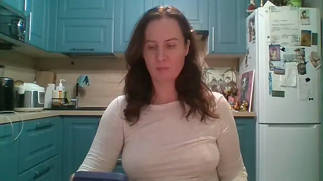 Snapshot of ALICAINWONDERLAND chatting on 01.09.26 ALICAINWONDERLAND online show from 01.09.26