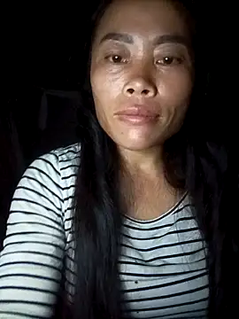 Snapshot of CoMay003 chatting on 10.12.25 CoMay003 online show from 10.12.25