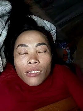 Snapshot of CoMay003 chatting on 10.27.25 CoMay003 online show from 10.27.25