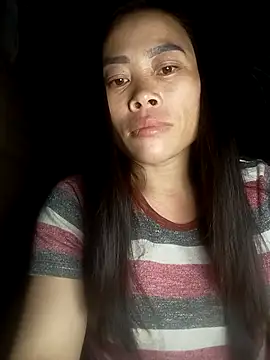 Snapshot of CoMay003 chatting on 11.08.25 CoMay003 online show from 11.08.25