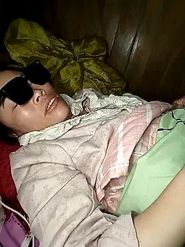 CoMay003 online show from 05.02.26