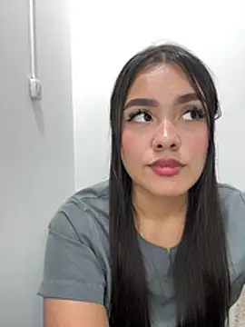 Snapshot of Mariaotalvaro chatting on 01.15.26 Mariaotalvaro online show from 01.15.26