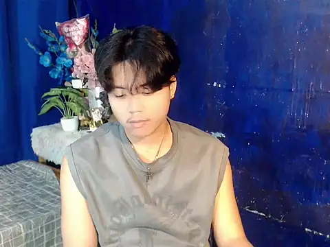 Snapshot of youre_BabyBoy chatting on 12.21.25 youre BabyBoy online show from 12.21.25