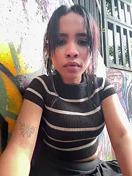 samiacooper25 online show from 04.24.26
