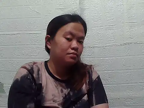 Snapshot of cris_sweety chatting on 10.04.25 cris sweety online show from 10.04.25