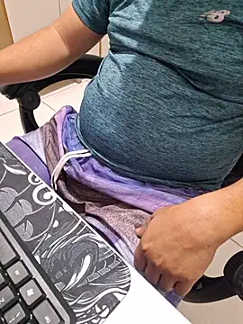 Carloskasado online show from 02.18.26