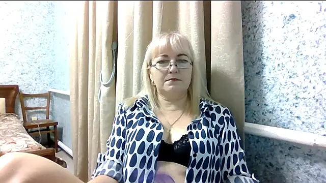 Snapshot of PlayM3Soft chatting on 10.17.25 PlayM3Soft online show from 10.17.25