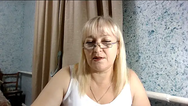 Snapshot of PlayM3Soft chatting on 11.27.25 PlayM3Soft online show from 11.27.25