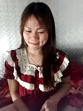 Snapshot of Sisi_dy01 chatting on 04.26.26 Sisi dy01 online show from 04.26.26