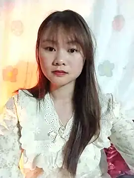 Snapshot of Sisi_dy01 chatting on 05.17.26 Sisi dy01 online show from 05.17.26