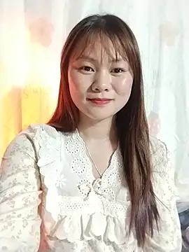 Snapshot of Sisi_dy01 chatting on 05.18.26 Sisi dy01 online show from 05.18.26