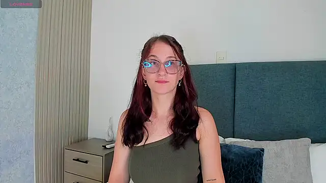 Snapshot of Laura_Ivy chatting on 05.14.26 Laura Ivy online show from 05.14.26